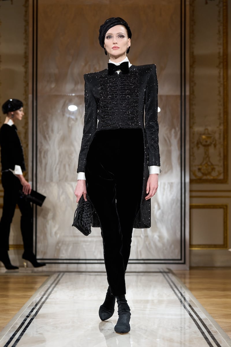 Giorgio Armani Privé Haute Couture Autumn/Winter 2025