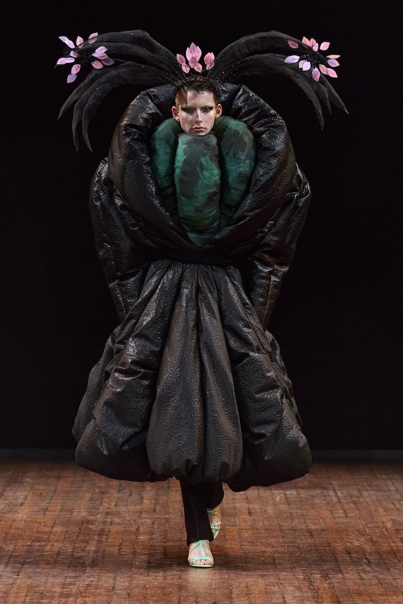 Viktor & Rolf Haute Couture Autumn/Winter 2025